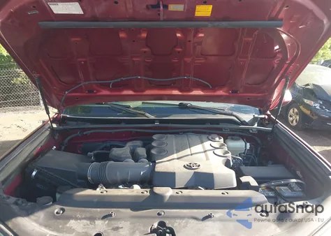 2011 Toyota 4Runner Sr5 V6 z USA, uszkodzony, nr VIN JTEBU5JR1B5053119